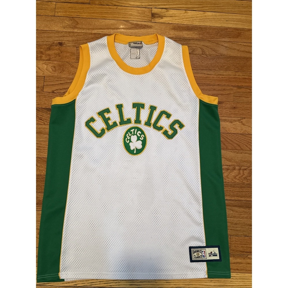 HARDWOOD CLASSICS Men L Basketball JERSEY White Green Yellow CELTICS Crew Neck